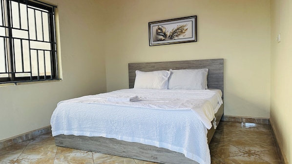1 bedroom, iron/ironing board, WiFi, bed sheets