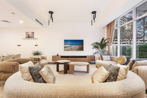 TV - FIRST CLASS | VILLA | Tranquility Meets Luxury (Dubai)