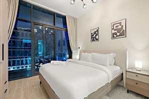 3 bedrooms, desk, iron/ironing board, WiFi