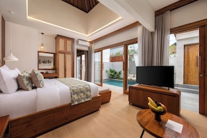 One Bedroom Deluxe Pool Villa | In-room safe, blackout curtains, iron/ironing board, free WiFi - La Tropica Canggu Bali (Canggu)