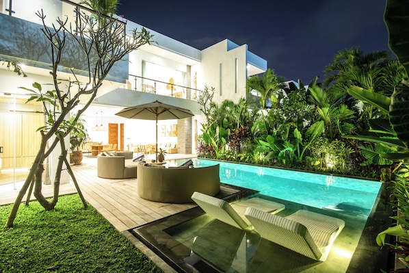 Villa (4 Bedrooms) | Extérieur
