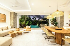 Villa (4 Bedrooms) | Exterior