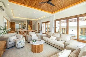Villa (6 Bedrooms) | Extérieur