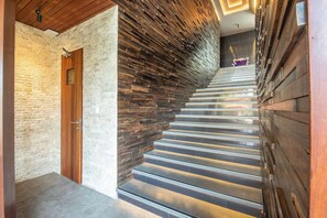 Villa (5 Bedrooms) | Exterieur