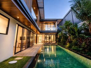 Villa (5 Bedrooms) | Exterieur