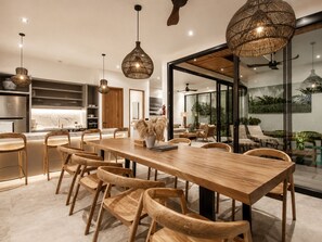 Huvila (5 Bedrooms) | Ulkopuoli