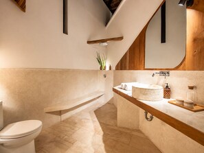 Exterior - Deluxe 1-br Villa With Pool, 4 Mins to Echo Beach (Canggu)