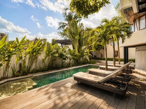 Exterior - Deluxe 1-br Villa With Pool, 4 Mins to Echo Beach (Canggu)