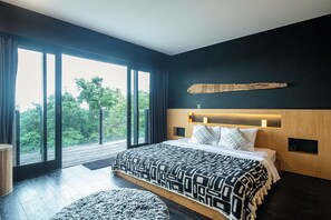 Villa (6 Bedrooms) | Exterior