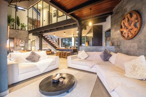 Villa (6 Bedrooms) | Udendørsområde