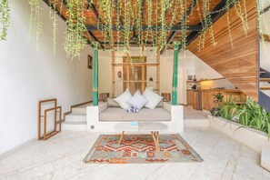 Exterior - Chic 1-br Villa With Pool, 800m From Echo Beach (Canggu)