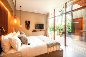 Villa (6 Bedrooms) | Exterior