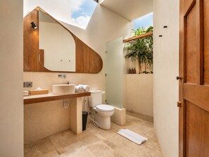 Exterior - Stunning 1-br Villa With Pool, Echo Beach 4 Mins (Canggu)