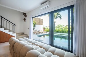 Villa (4 Bedrooms) | Exterior