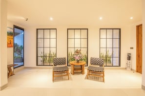 Villa (4 Bedrooms) | Extérieur