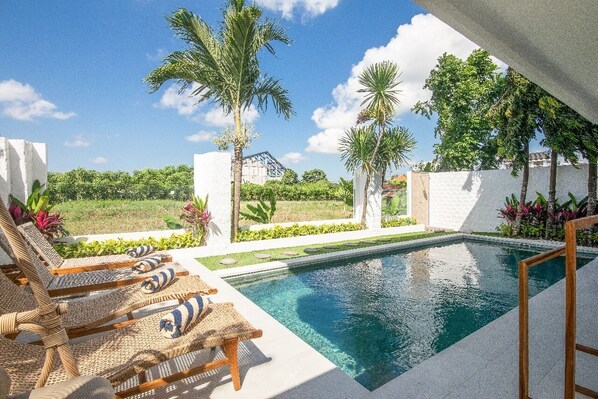 วิลล่า (4 Bedrooms) | ด้านหน้าที่พัก