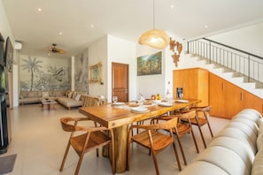 Villa (4 Bedrooms) | Exterior