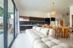 Villa (4 Bedrooms) | Extérieur