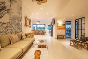 Villa (4 Bedrooms) | Extérieur