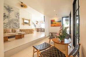 Villa (4 Bedrooms) | Außenbereich