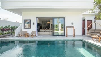 Villa (4 Bedrooms) | Exterior