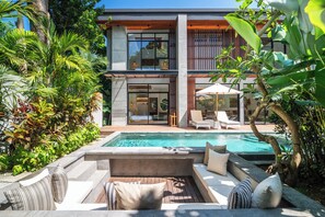 Villa (5 Bedrooms) | Exteriör