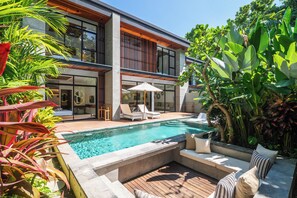 Villa (5 Bedrooms) | Exterior