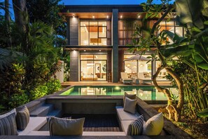 Villa (5 Bedrooms) | Exteriör