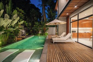 Villa (5 Bedrooms) | Exterior