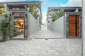 Villa (5 Bedrooms) | Extérieur
