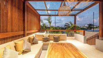 Villa (4 Bedrooms) | Exterior