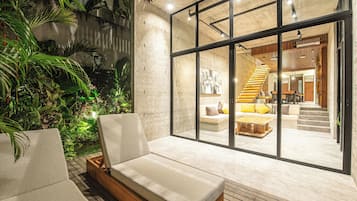 Villa (4 Bedrooms) | Exterior