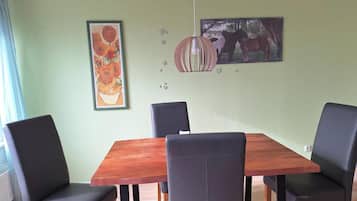 用餐