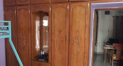Fully furnished 3 bedroom apartment in a central location of Visakhapatnam