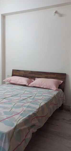 3 bedrooms, free WiFi, bed sheets - Fully furnished 3 bedroom apartment in a  central location of Visakhapatnam (Visakhapatnam)