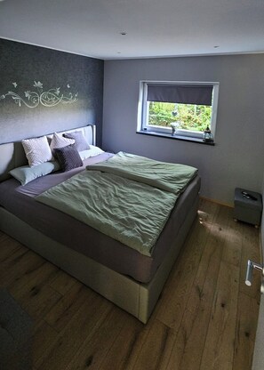 2 makuuhuonetta, ilmainen Wi-Fi, vuodevaatteet