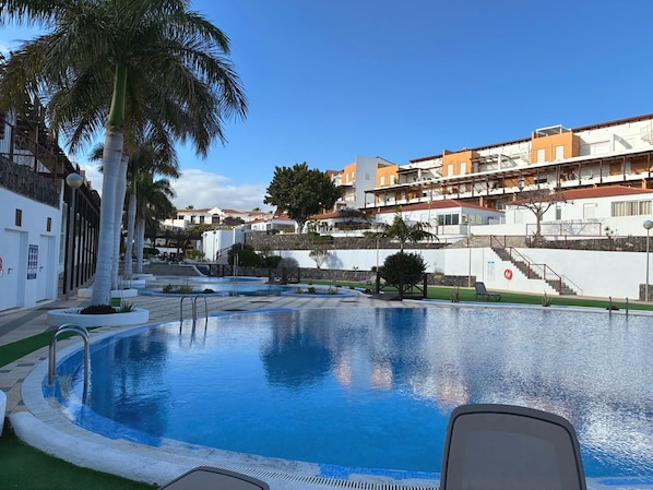 Piscine extérieure, piscine chauffée