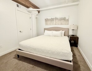 1 Schlafzimmer, Bügeleisen/Bügelbrett, Reisekinderbett, kostenloses WLAN