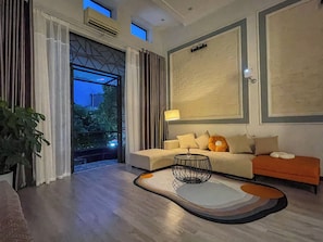 Traditional Room | Free WiFi, bed sheets