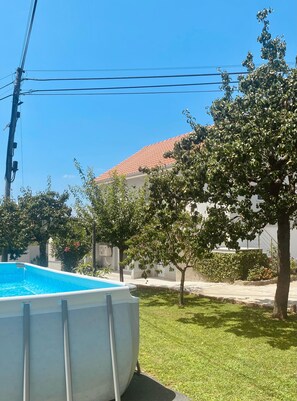 Outdoor pool - Villa Rosa (Melgaço)