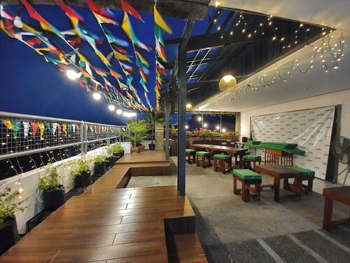 Teofel Hostel by Hiverooms