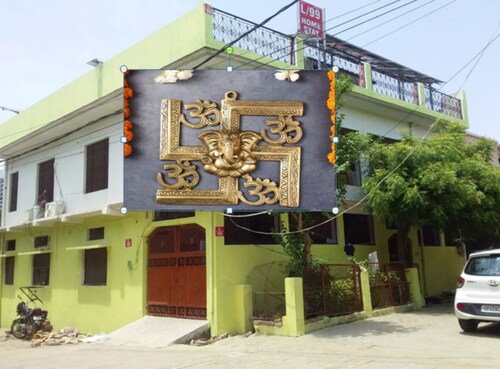 L/99 HOME STAY AYODHYA WITH AC TO SERVE PILGRIMS, FREE ARO WATER & MORNING TEA