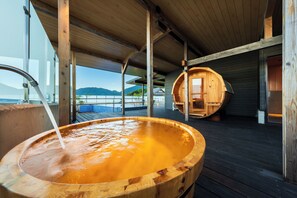 [Suite Villa/Western-style Room]Hot Spring, Mild Sauna, and Seasonal Pool (Summer Only), Non Smoking - Umine Annex (Beppu)