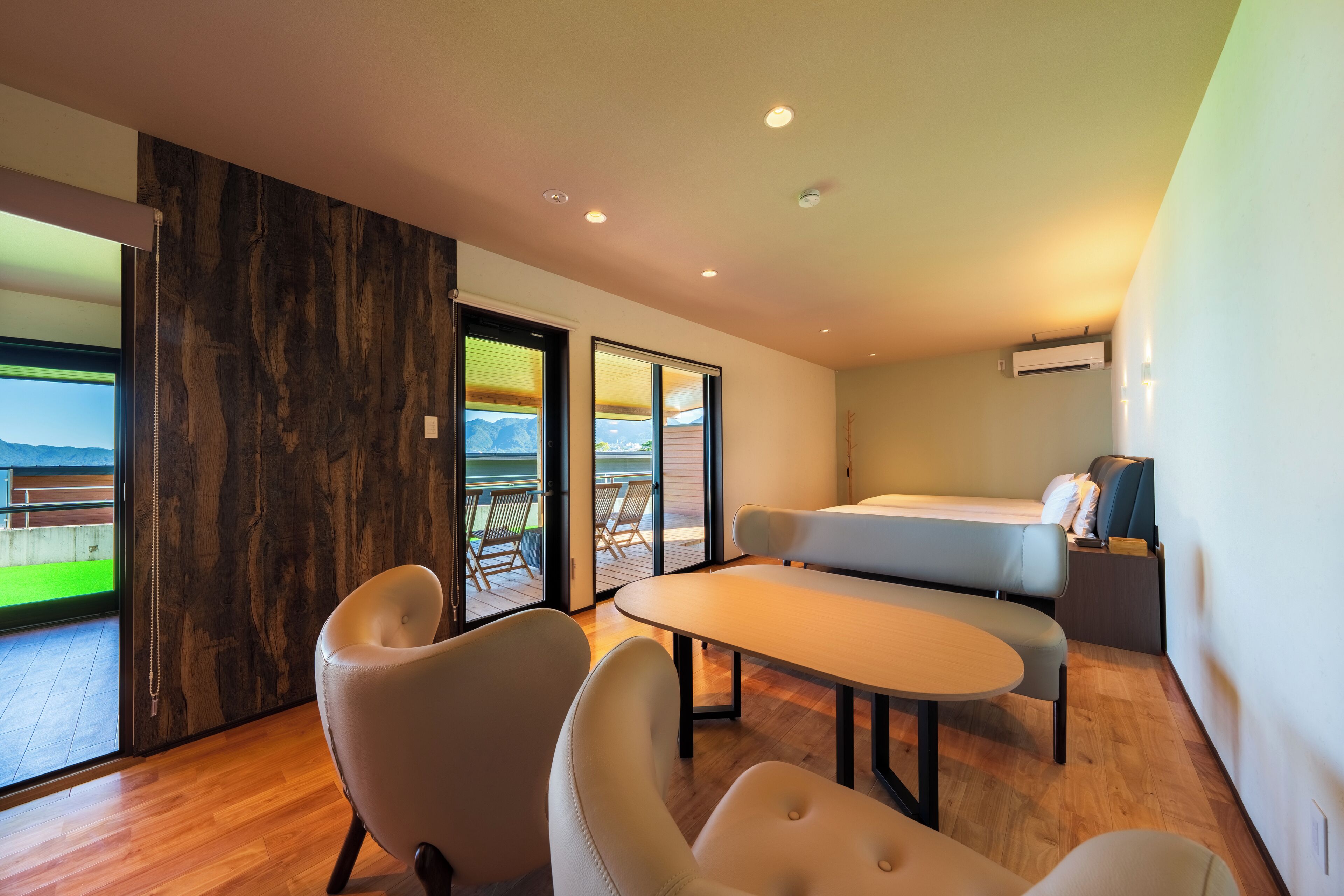 [Standard Villa / Western-style Room / 2 Beds] w/ Hot Spring and Mild Sauna, Non Smoking | Free WiFi