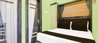 Collection O Hotel Pearl Paradise