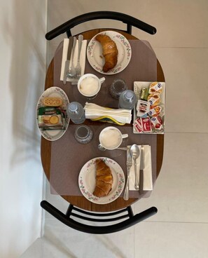 Desayuno a la carta incluido todos los días