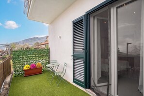Superior Room | Premium bedding, down comforters, memory foam beds, in-room safe - B&B Santa Maria (Agerola)