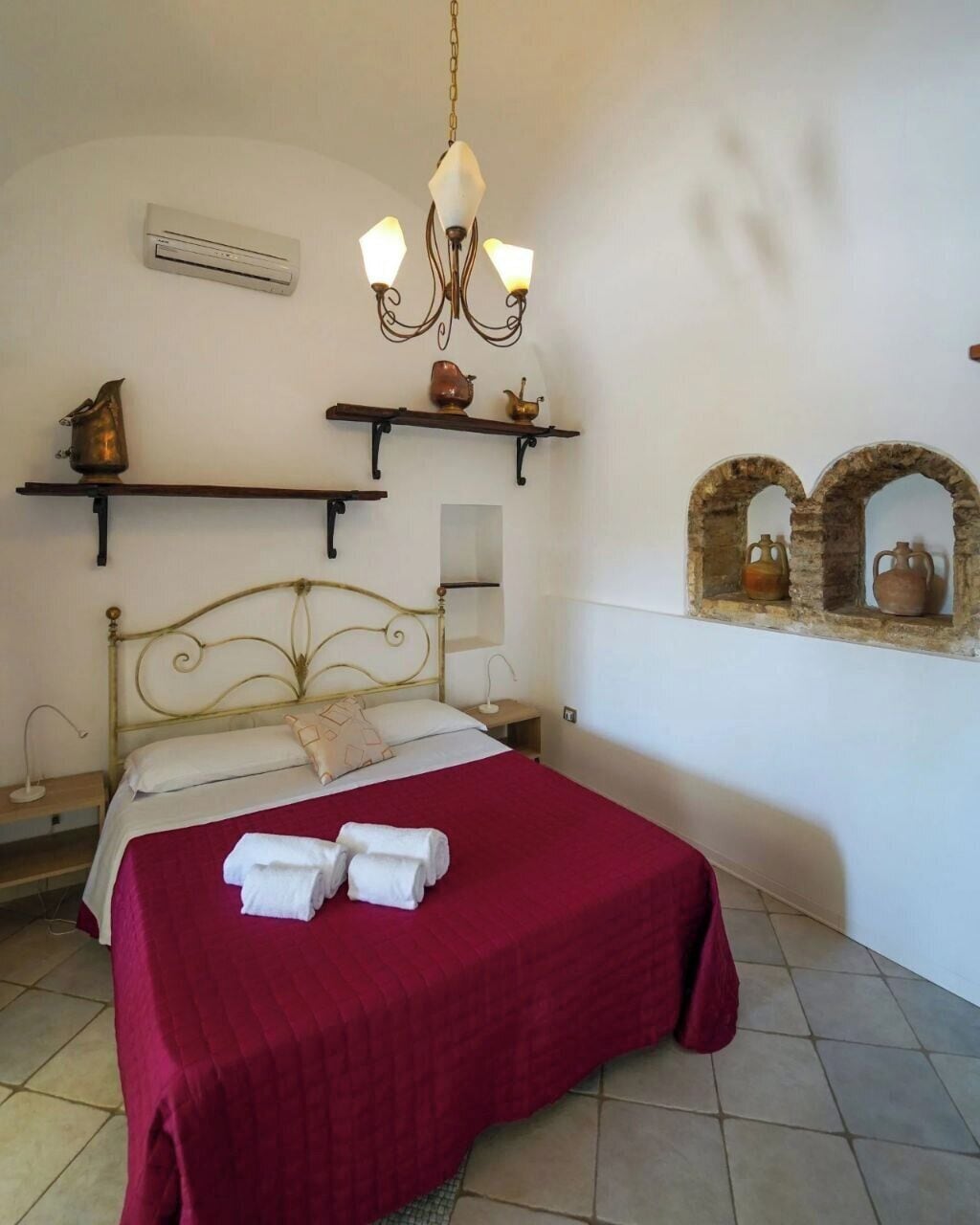 Huoneisto, näköala puutarhaan | Minibaari, ilmaiset vauvansängyt, ilmainen Wi-Fi, vuodevaatteet