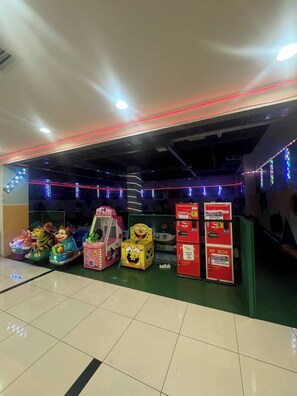 Studio, 1 Bedroom, Accessible | Children’s area