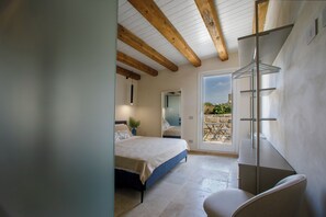 1 bedroom, bed sheets